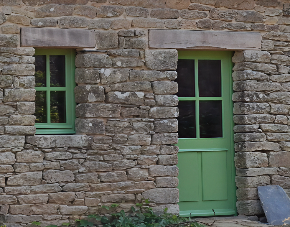 Menuiserie traditionnelle à petit bois